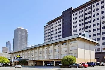 Days Inn Seattle Downtown Exterior photo